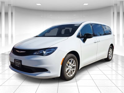 2026 Chrysler Voyager LX