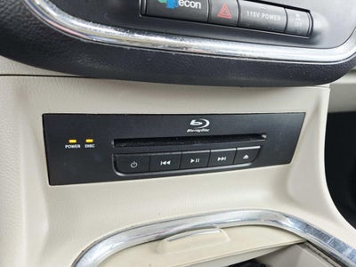 2014 Chrysler Town & Country Touring-L