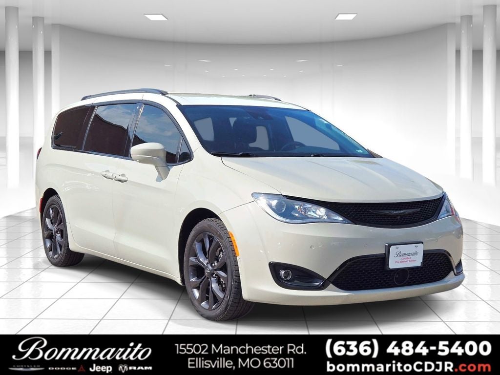 2019 Chrysler Pacifica Touring L Plus