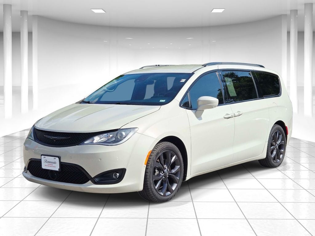 2019 Chrysler Pacifica Touring L Plus