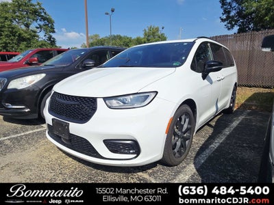 2025 Chrysler Pacifica Limited