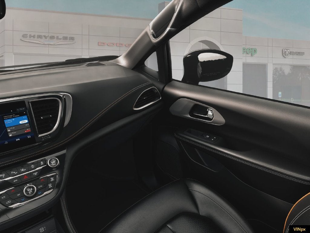2027 Chrysler Pacifica Limited