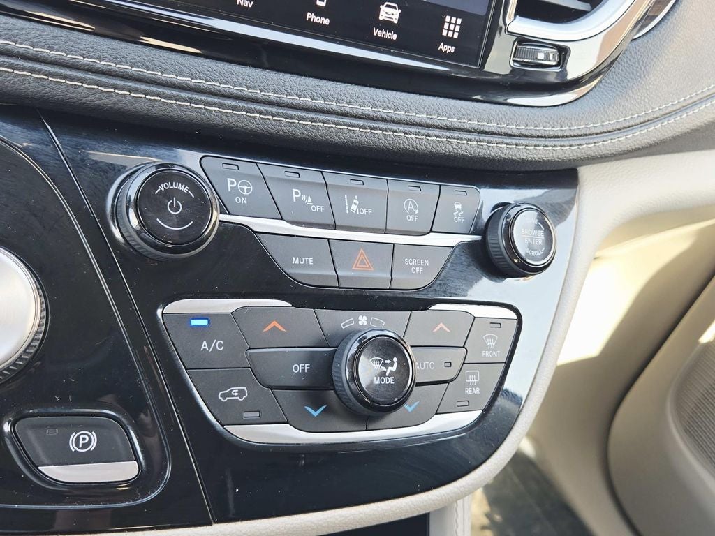 2022 Chrysler Pacifica Limited