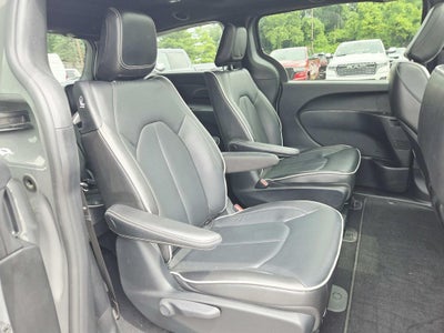 2022 Chrysler Pacifica Hybrid Limited