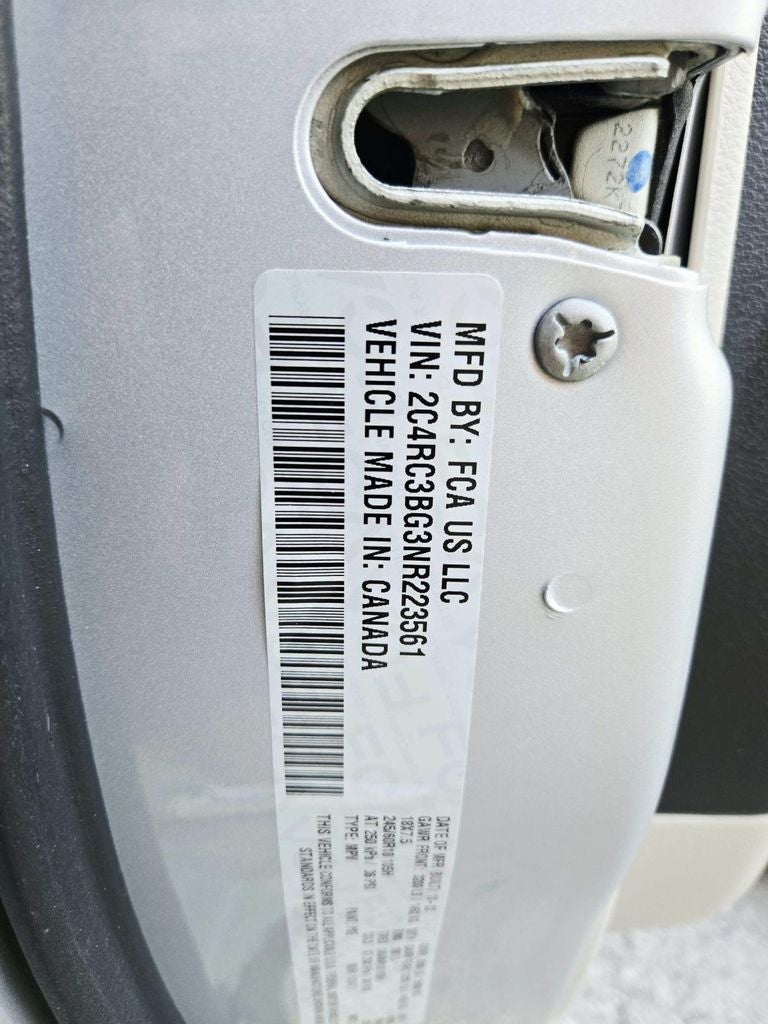 2022 Chrysler Pacifica Touring L