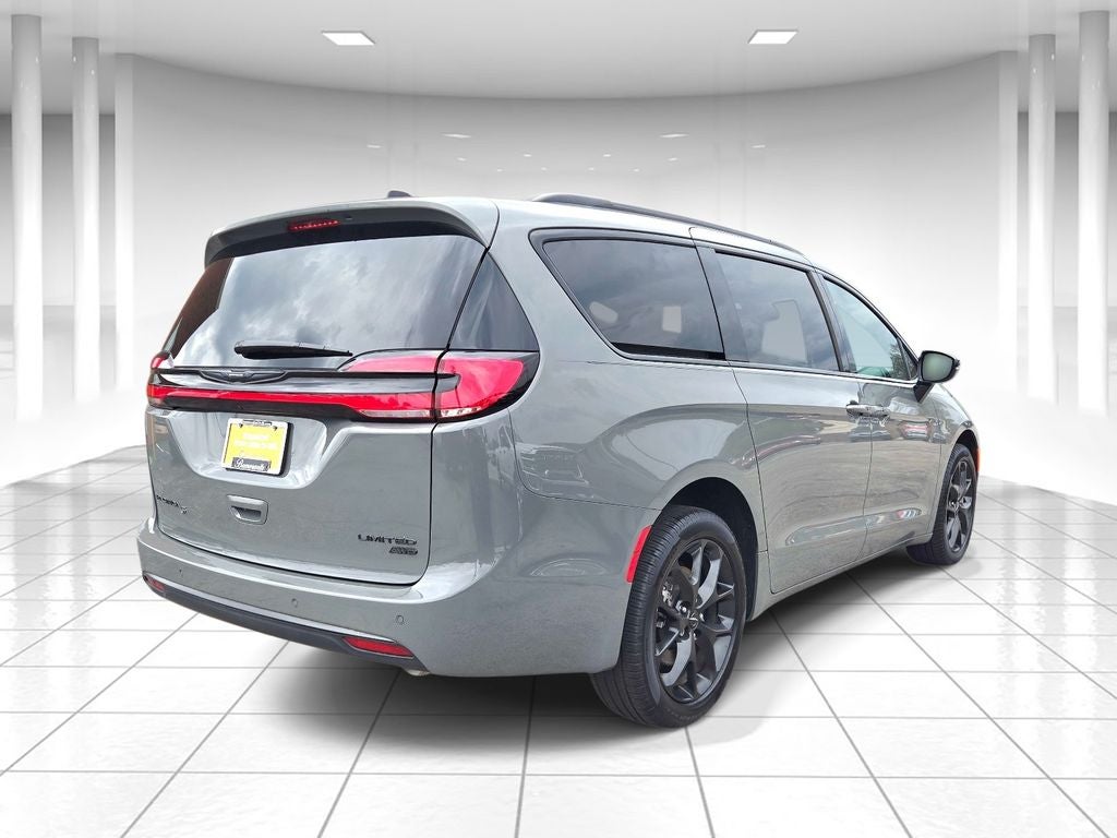 2023 Chrysler Pacifica Limited
