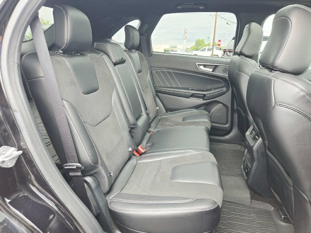 2020 Ford Edge ST