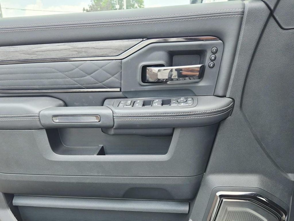 2026 RAM 3500 Limited