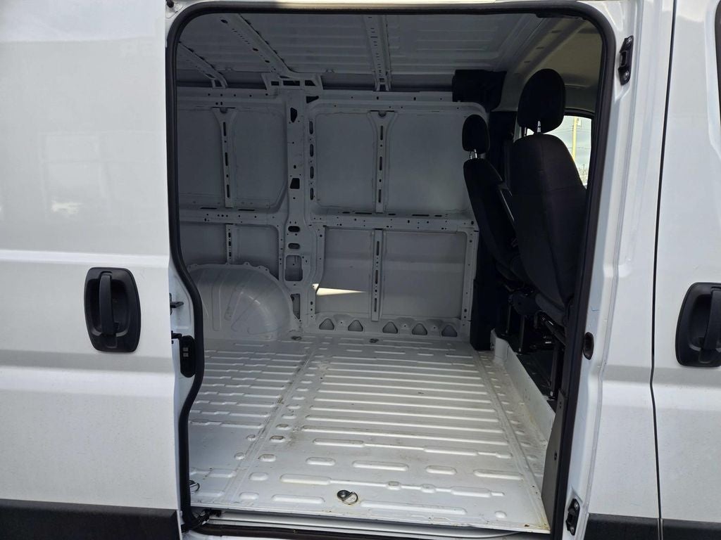 2025 RAM ProMaster 1500 Low Roof 118 WB
