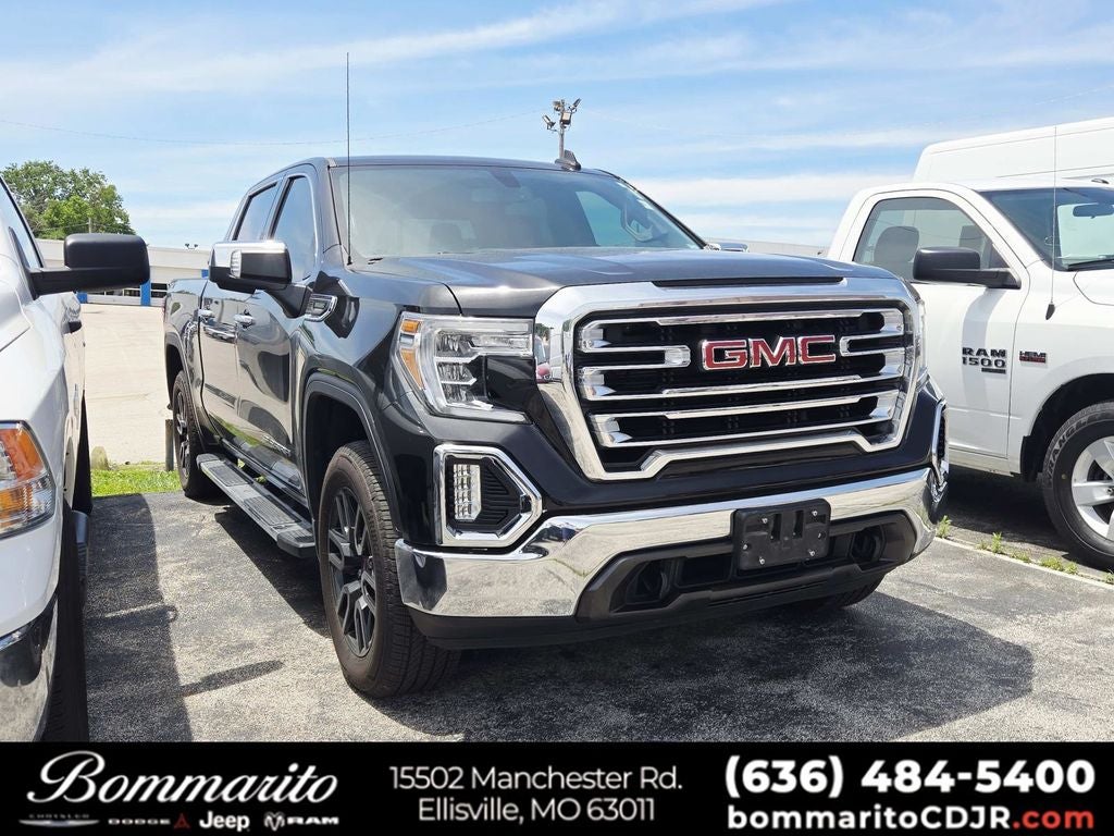 2021 GMC Sierra 4WD Crew Cab Short Box SLT's photo