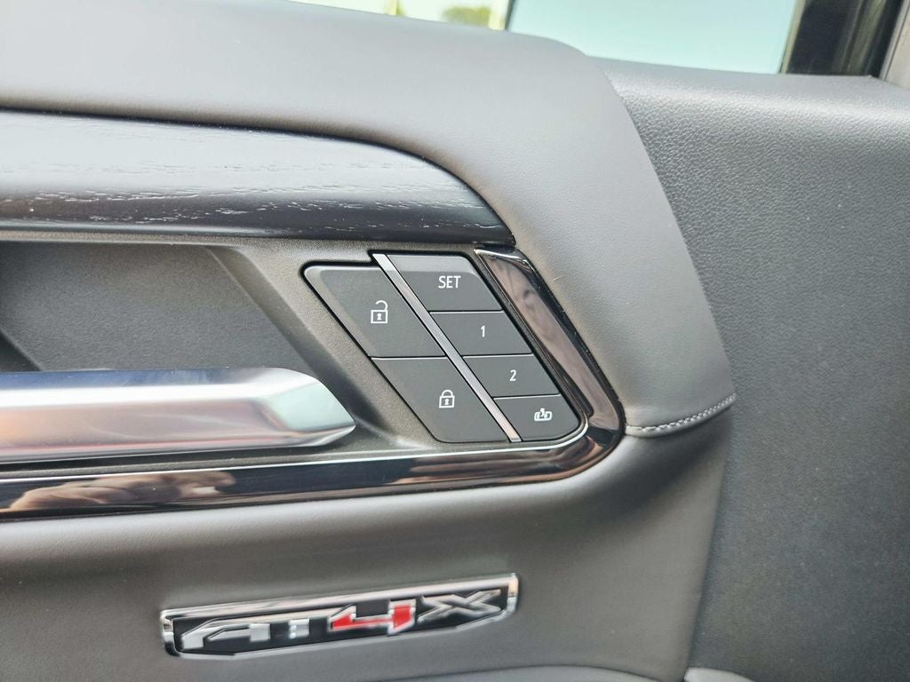 2023 GMC Sierra 1500 AT4X