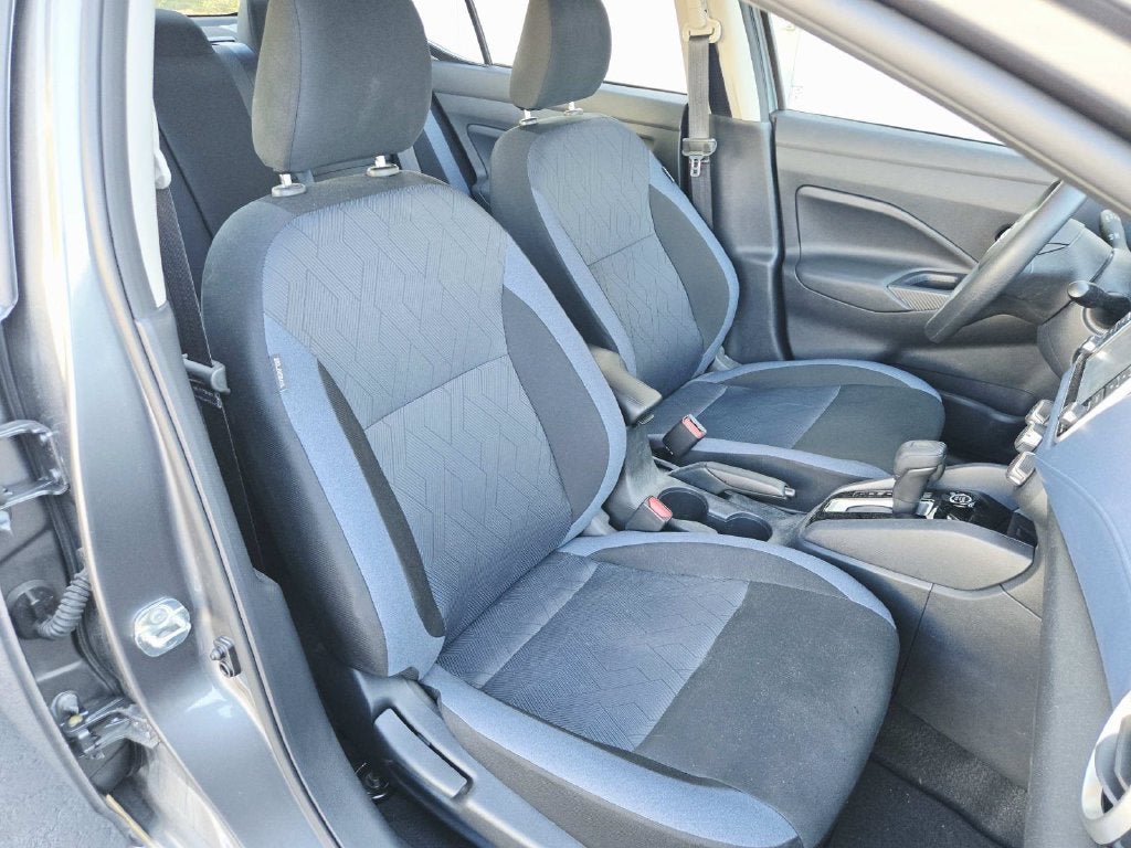 2025 Nissan Versa 1.6 SV SV