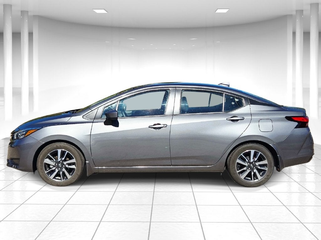 2025 Nissan Versa 1.6 SV SV