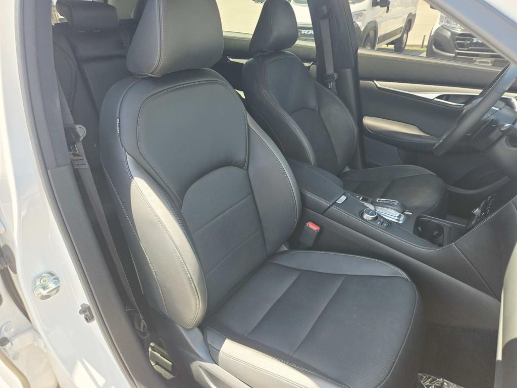 2024 INFINITI QX50 LUXE