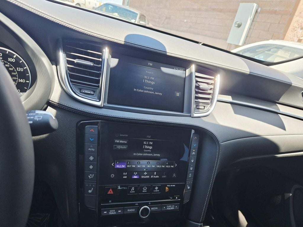 2024 INFINITI QX50 LUXE