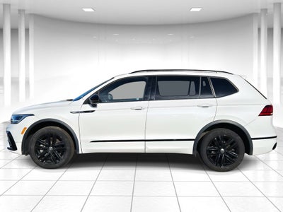 2022 Volkswagen Tiguan 2.0T SE R-Line Black