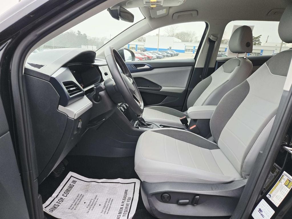 2024 Volkswagen Taos 1.5T SE