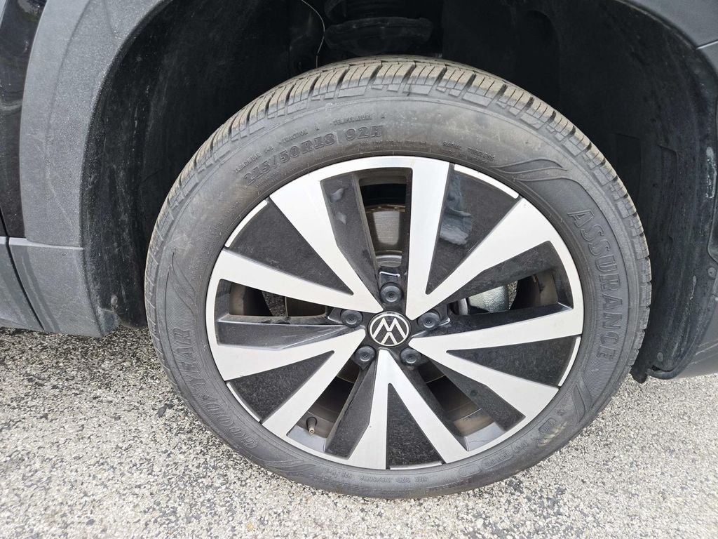 2024 Volkswagen Taos 1.5T SE
