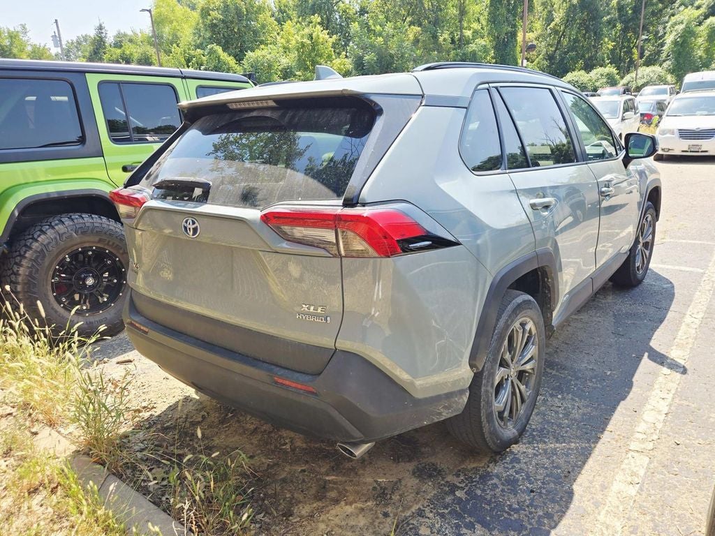 2022 Toyota RAV4 Hybrid XLE Premium