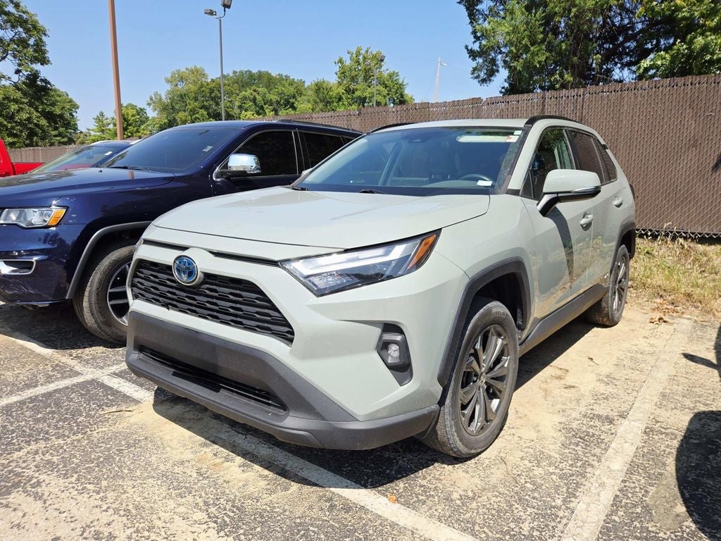2022 Toyota RAV4 Hybrid XLE Premium
