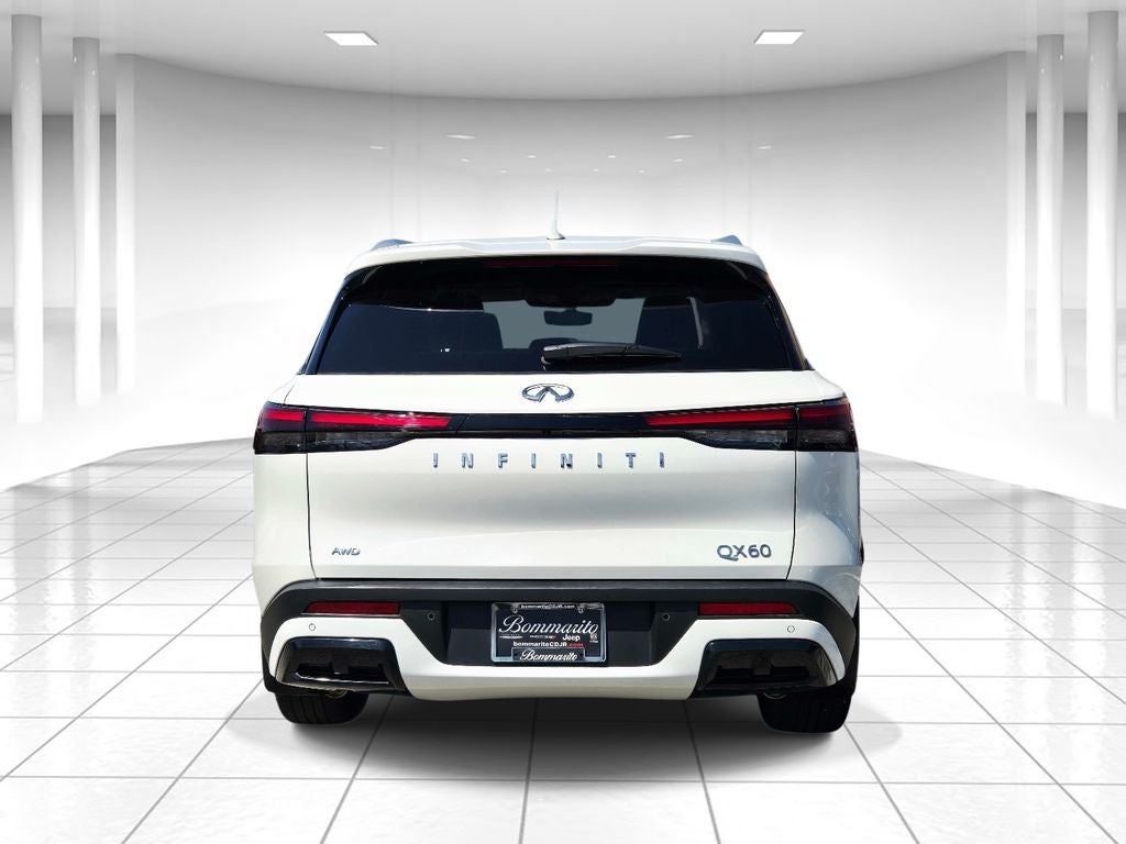 2025 INFINITI QX60 LUXE