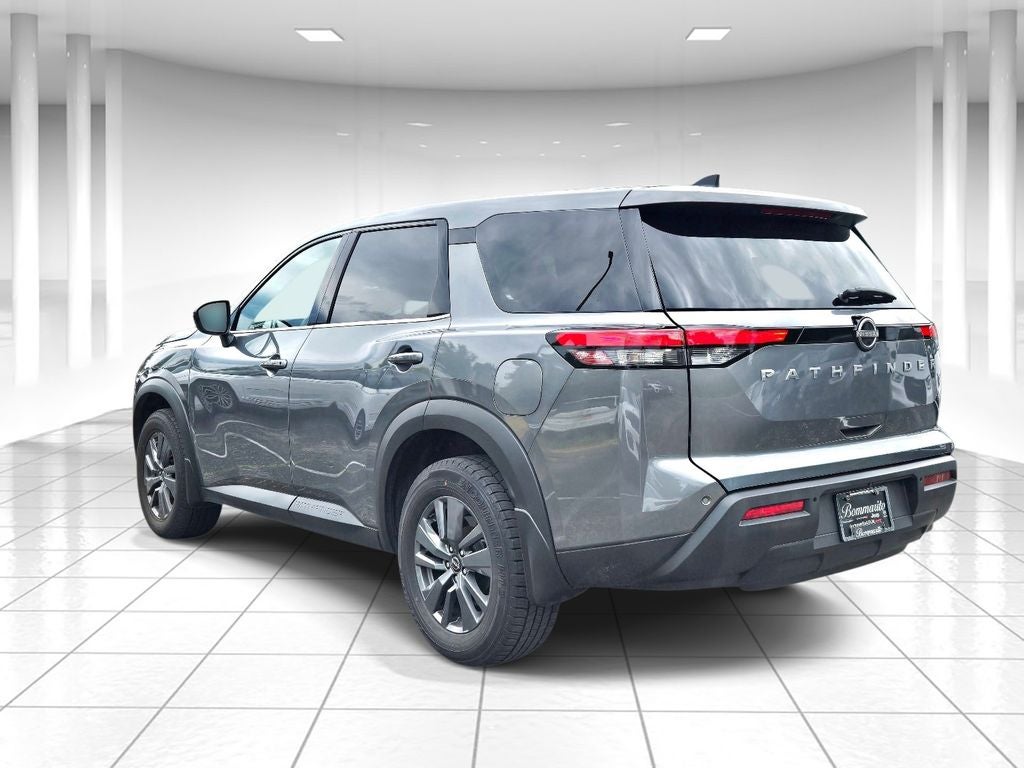 2024 Nissan Pathfinder S