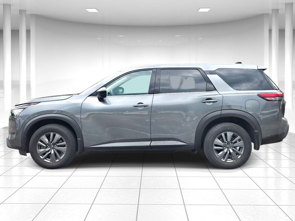 2024 Nissan Pathfinder S