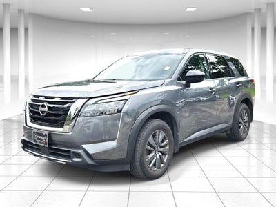 2024 Nissan Pathfinder S