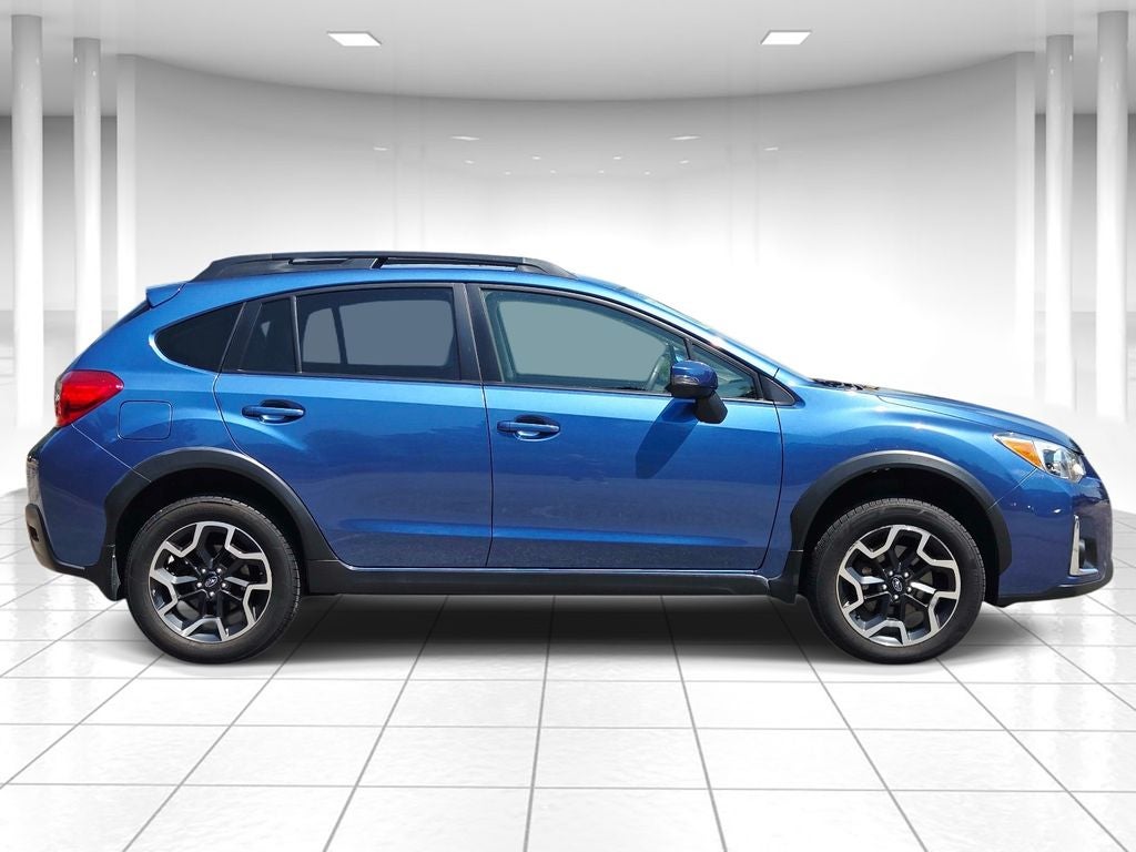 Used 2017 Subaru Crosstrek Limited with VIN JF2GPANC4H8250861 for sale in Ellisville, MO