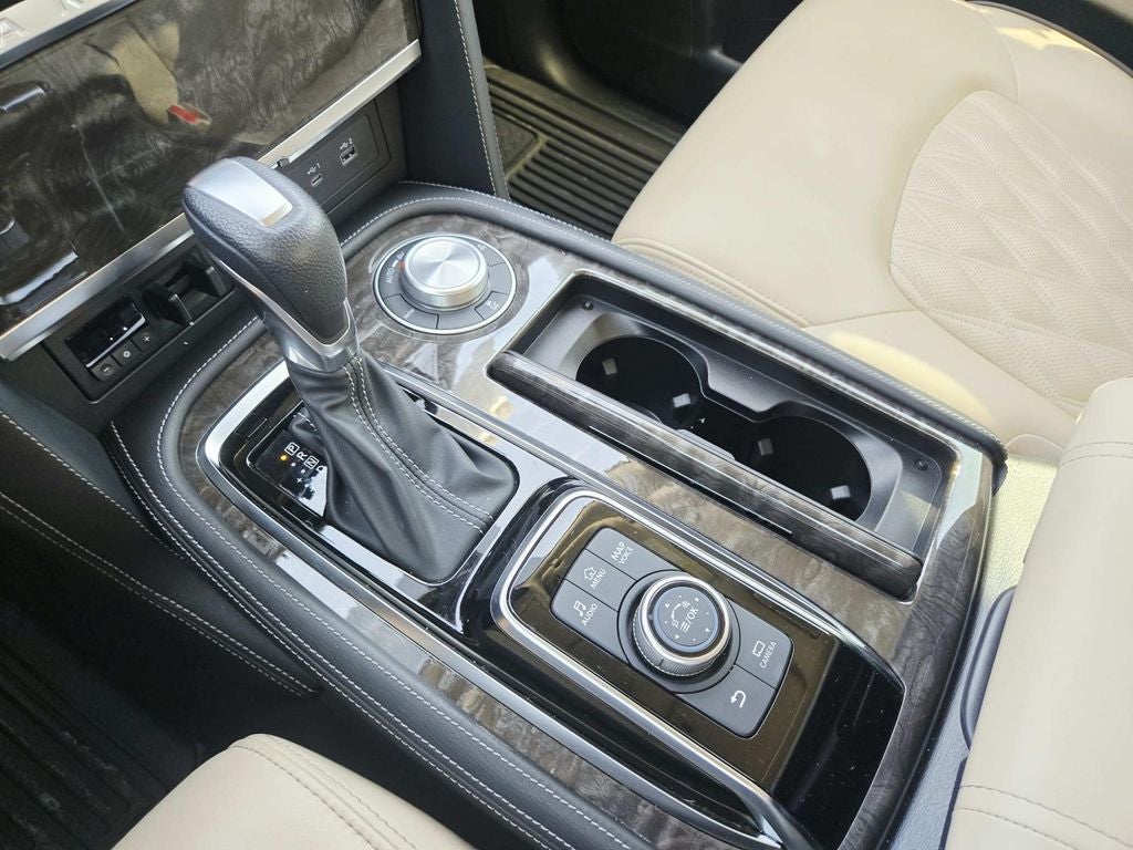 2023 Nissan Armada Platinum