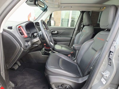 2023 Jeep Renegade Trailhawk