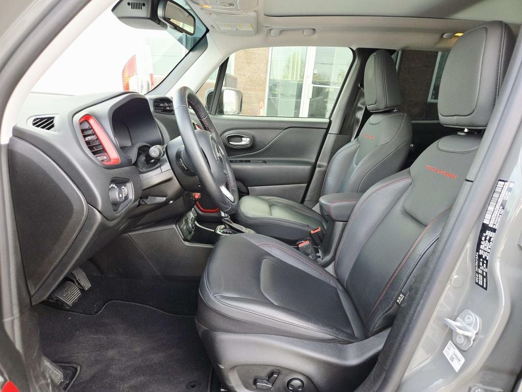 2023 Jeep Renegade Trailhawk