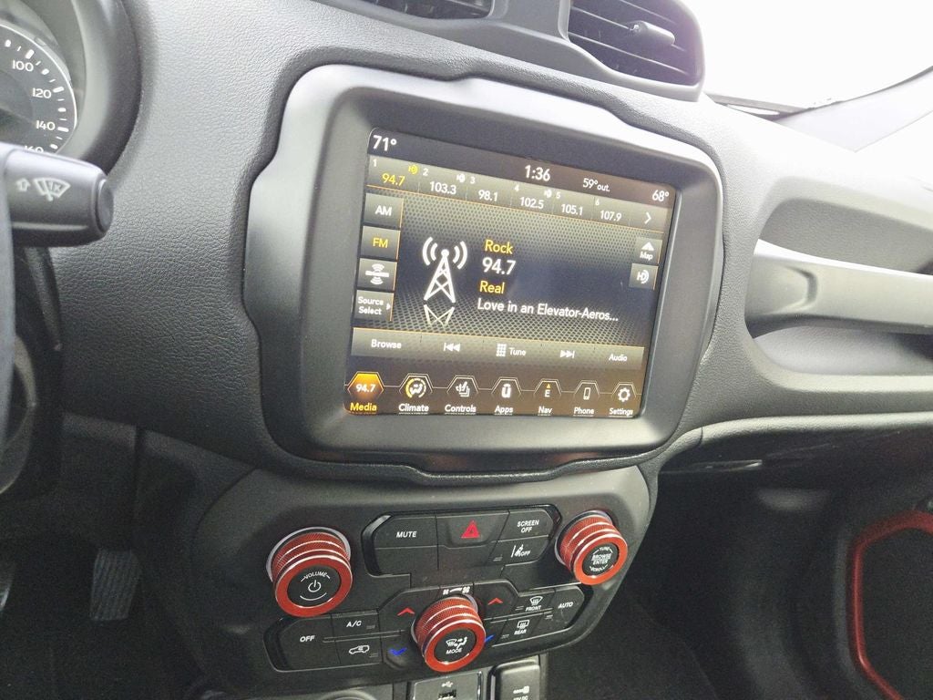 2023 Jeep Renegade Trailhawk