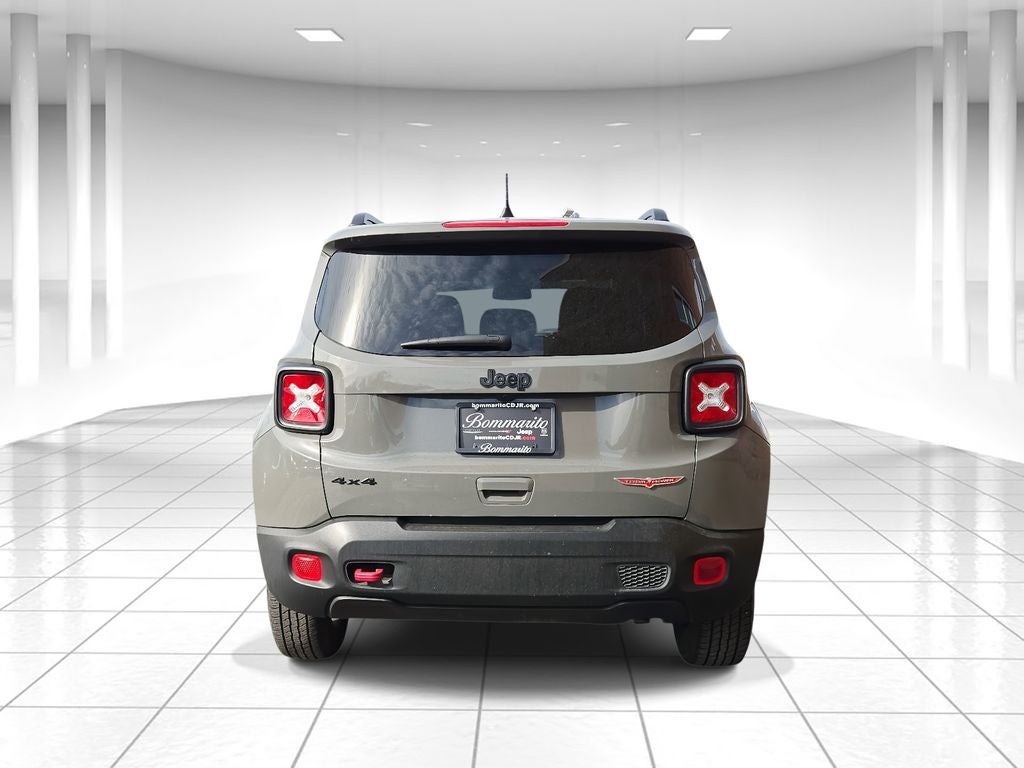 2023 Jeep Renegade Trailhawk