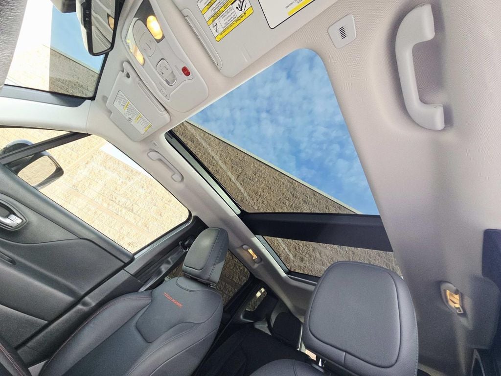 2023 Jeep Renegade Trailhawk